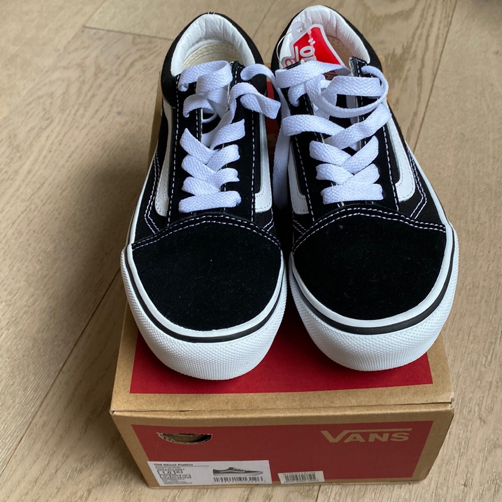 New VANS Skool platform
